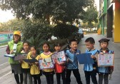 繪海報、走社區(qū) 杭州伢兒們挨家挨戶宣傳環(huán)保理念
