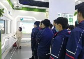 走進(jìn)垃圾分類體驗館