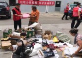 垃圾分類投放，呵護美麗家園